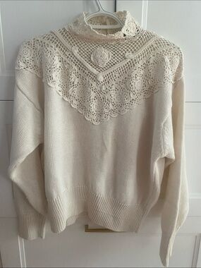 Hunters Run Cream Crochet Yoke Turtleneck long sleeved Cotton Sweater Size Large